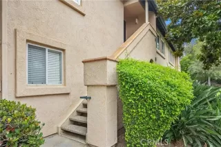 Photo #2: OC24196865 Listing