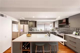 Photo #4: OC24202053 Listing 