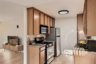 Photo #3: OC24220378 Listing