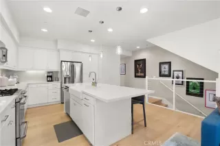 Photo #3: OC24228106 Listing