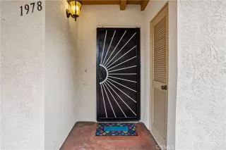 Photo #2: OC25024805 Listing