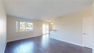 Photo #3: OC25029204 Listing