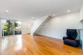 Photo #5: OC25033403 Listing 