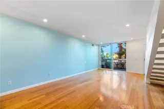 Photo #6: OC25033403 Listing 