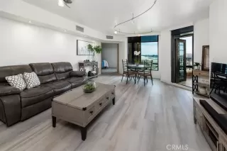 Photo #3: OC25085038 Listing