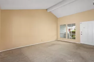 Photo #3: OC25091174 Listing 