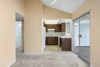 Photo #4: OC25091174 Listing 