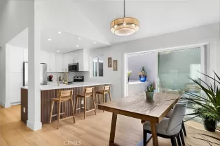 Photo #6: OC25093972 Listing