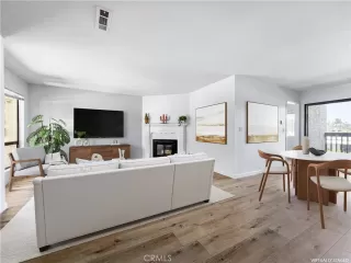 Photo #2: OC25100965 Listing