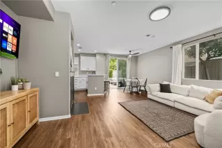 Photo #4: OC25106678 Listing 