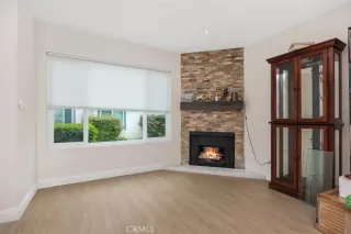 Photo #6: OC25117161 Listing 