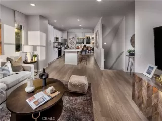 Photo #6: OC25119504 Listing