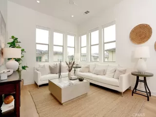 Photo #1: OC25126178 Listing