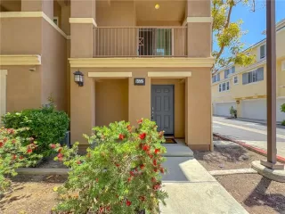 Photo #2: OC25144188 Listing