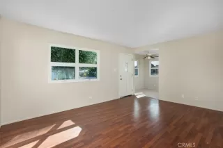 Photo #5: OC25154447 Listing