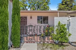 Photo #2: OC25161455 Listing