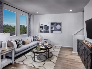 Photo #6: OC25163015 Listing 