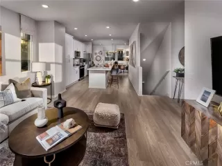 Photo #3: OC25163017 Listing 