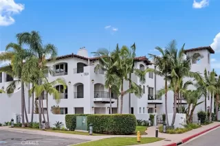 Photo #2: OC25163832 Listing