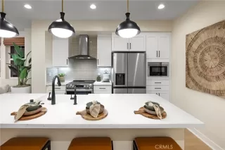 Photo #4: OC25165190 Listing 