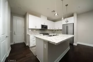 Photo #4: OC25195830 Listing