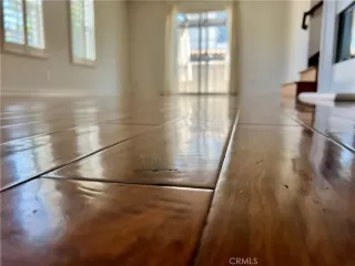 Photo #4: OC25197503 Listing 