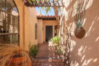 Photo #6: OC25215591 Listing