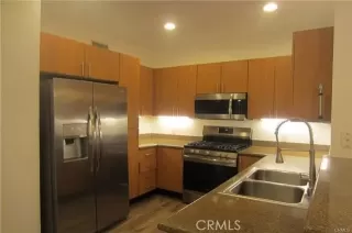 Photo #3: OC25224126 Listing 