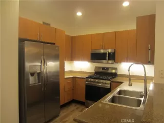 Photo #4: OC25224126 Listing 