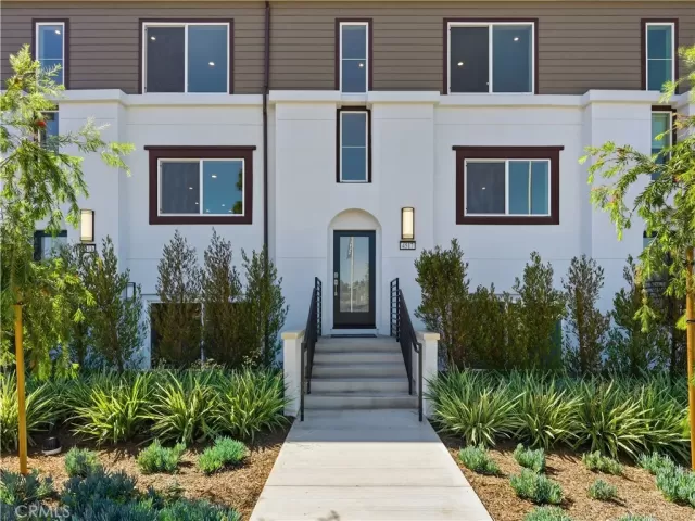 MLS: OC25241320 Condo For Sale