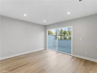 Photo #2: OC25241320 Listing 