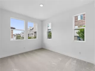 Photo #6: OC25244904 Listing