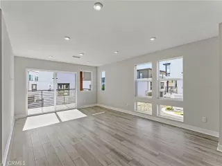 Photo #2: OC25245479 Listing