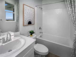 Photo #2: OC25254176 Listing