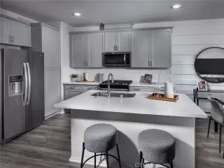 Photo #5: OC25254177 Listing 