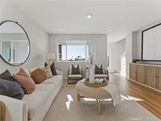 Photo #3: OC25257853 Listing 