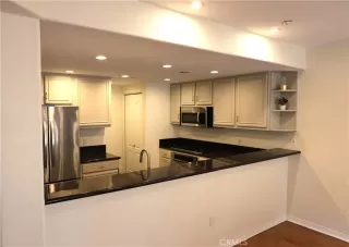 Photo #5: OC25259924 Listing 