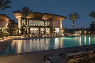 Photo #5: OC25270300 Listing