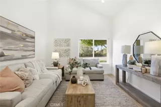 Photo #3: OC25275051 Listing