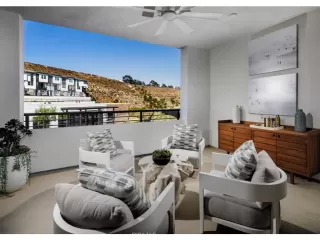 Photo #5: OC25276133 Listing 