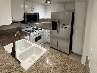 Photo #2: OC26005340 Listing