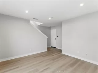 Photo #3: OC26007196 Listing