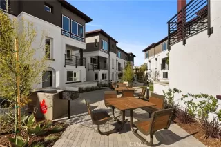 Photo #6: OC26007196 Listing