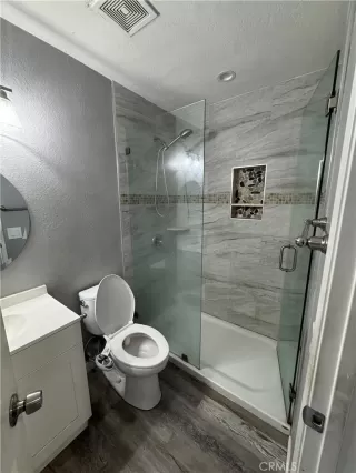 Photo #6: OC26021490 Listing 