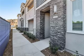 Photo #1: OC26023555 Listing