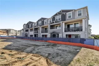 Photo #2: OC26023555 Listing