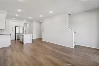 Photo #5: OC26023555 Listing