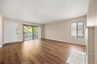 Photo #4: OC26026018 Listing 