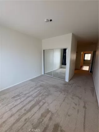 Photo #5: OC26029656 Listing 