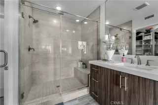 Photo #5: OC26036764 Listing 